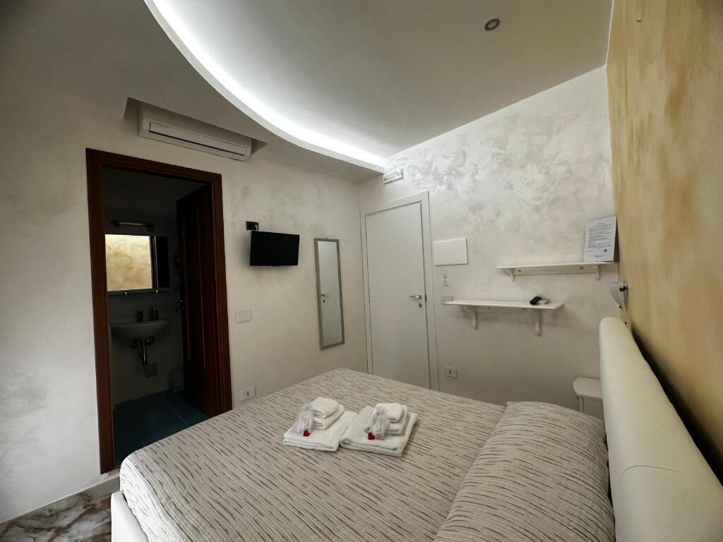 Comfort Double Room, Balcony, Hill View | Desk, laptop workspace, free WiFi