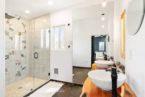 Hair dryer, towels