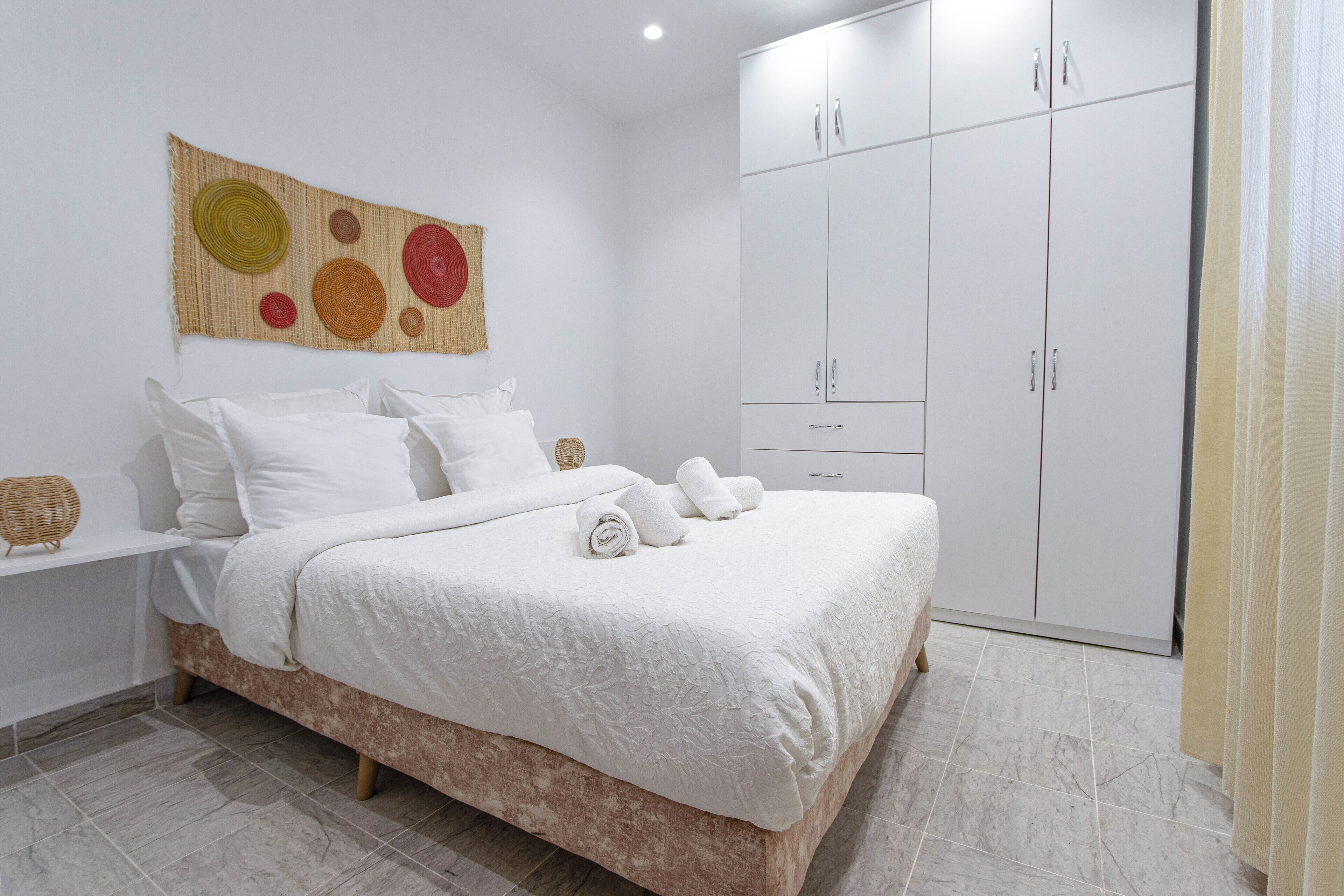 Deluxe Apartment, Balcony, City View | Blackout curtains, soundproofing, iron/ironing board, free WiFi