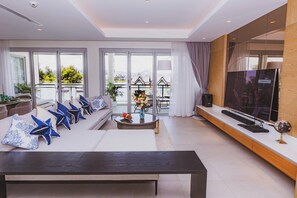 Living area - ANGSANALUXUREAPR (Thalang)