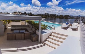 Pool - ANGSANALUXUREAPR (Thalang)