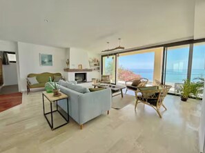 Living area - Luxury villa - Les Galets (La Ciotat)