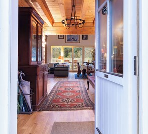 Interior - 4 Bedroom Luxury Lodge nr Edinburgh with Hot Tub.  Entire home in East Lothian. (Musselburgh)