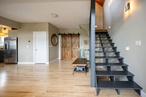 Interior - Panoramic Mountain Views on 2+ private acres, 5 min to lake, hot tub, fire pit (McHenry)