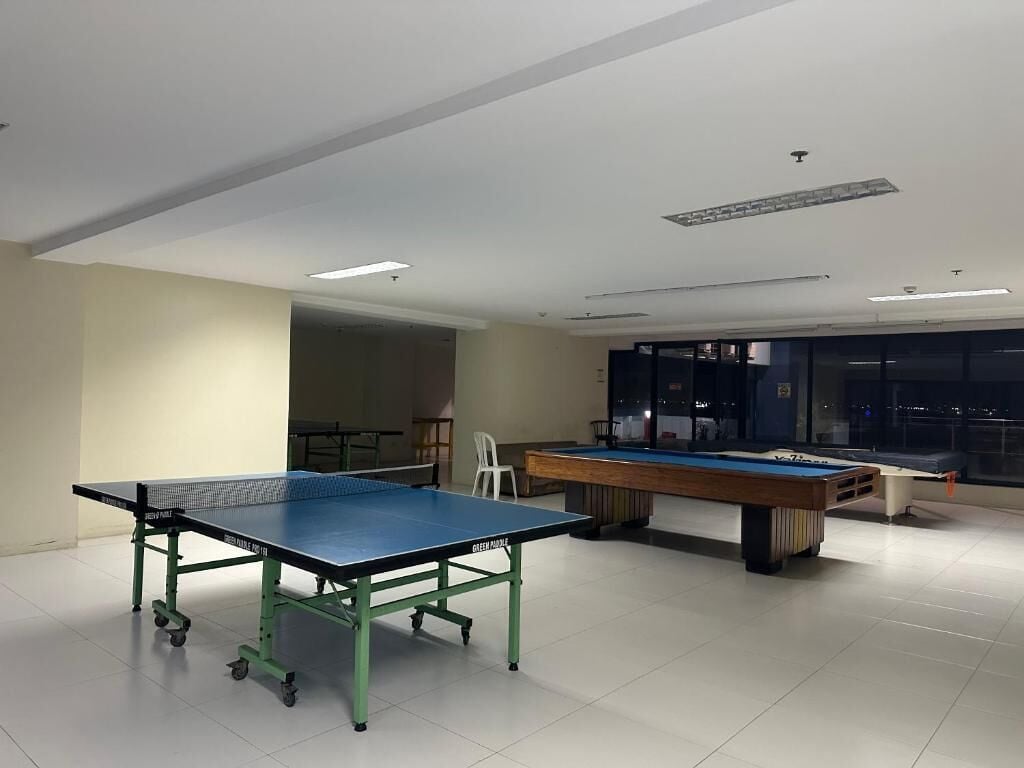 Studio, 1 Tempat Tidur Queen, kamar mandi pribadi, pemandangan kota | Ruang permainan