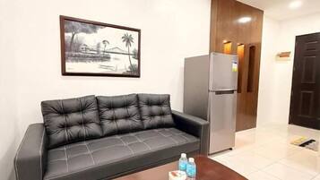 Apartemen Comfort, 1 Tempat Tidur Queen, kamar mandi pribadi, pemandangan kota | Area keluarga
