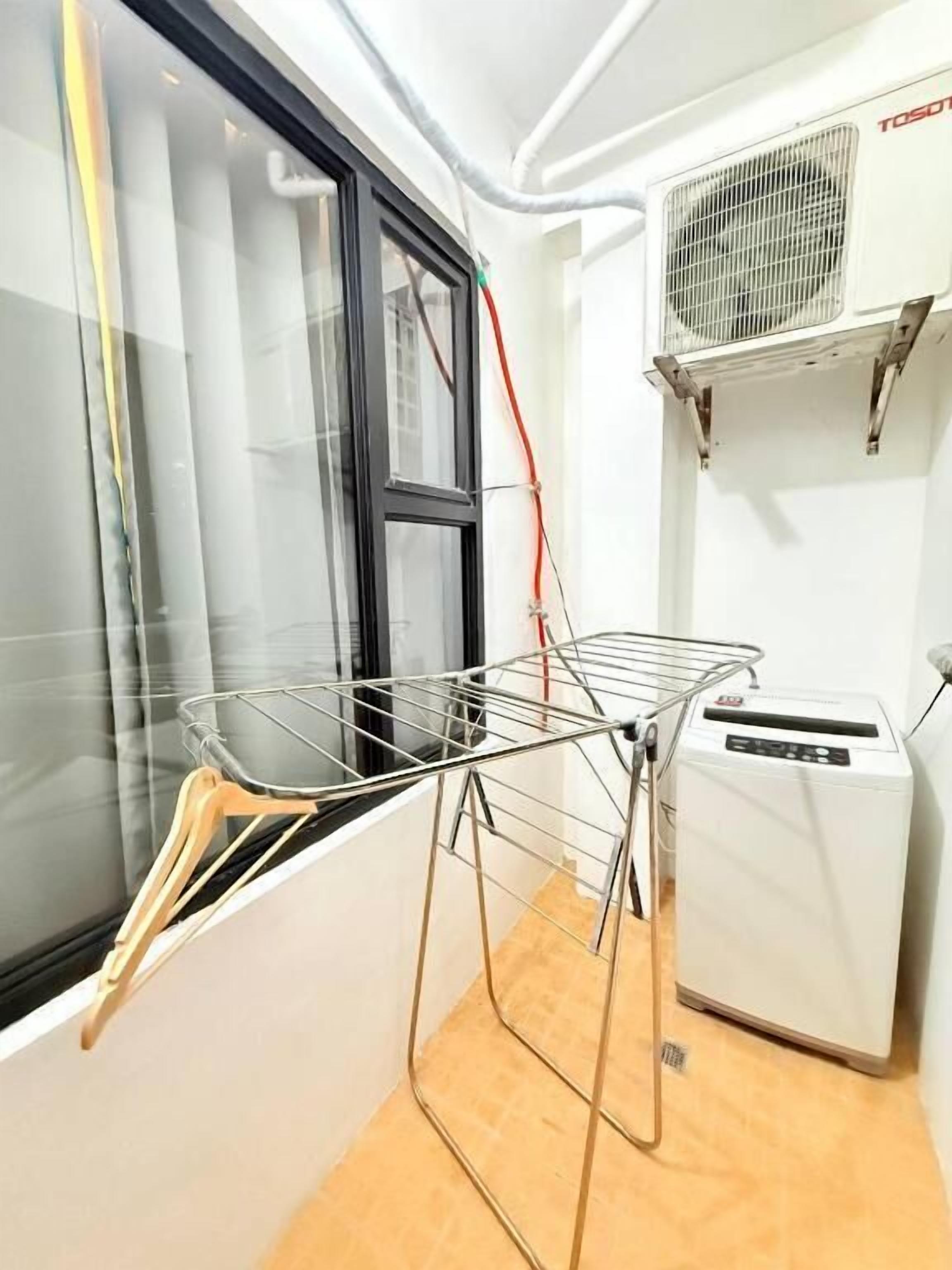 Comfort Apartment, 1 Queen Bed, Balcony, City View | Interior