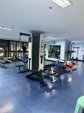 Studio, 1 giường cỡ queen, phòng tắm riêng, quang cảnh thành phố | Khu thể thao