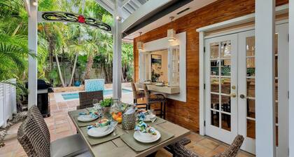 **VILLA PARADISO @ CASA EAST** Private Home & Pool + LAST KEY SERVICES…