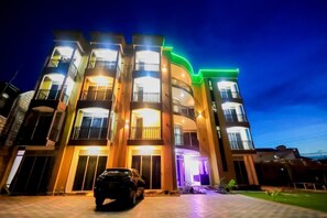 Habitación doble Deluxe, vista a la colina | Exterior