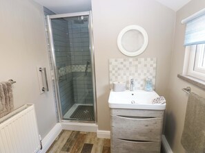 Shower - Amblers Rest (Morpeth)