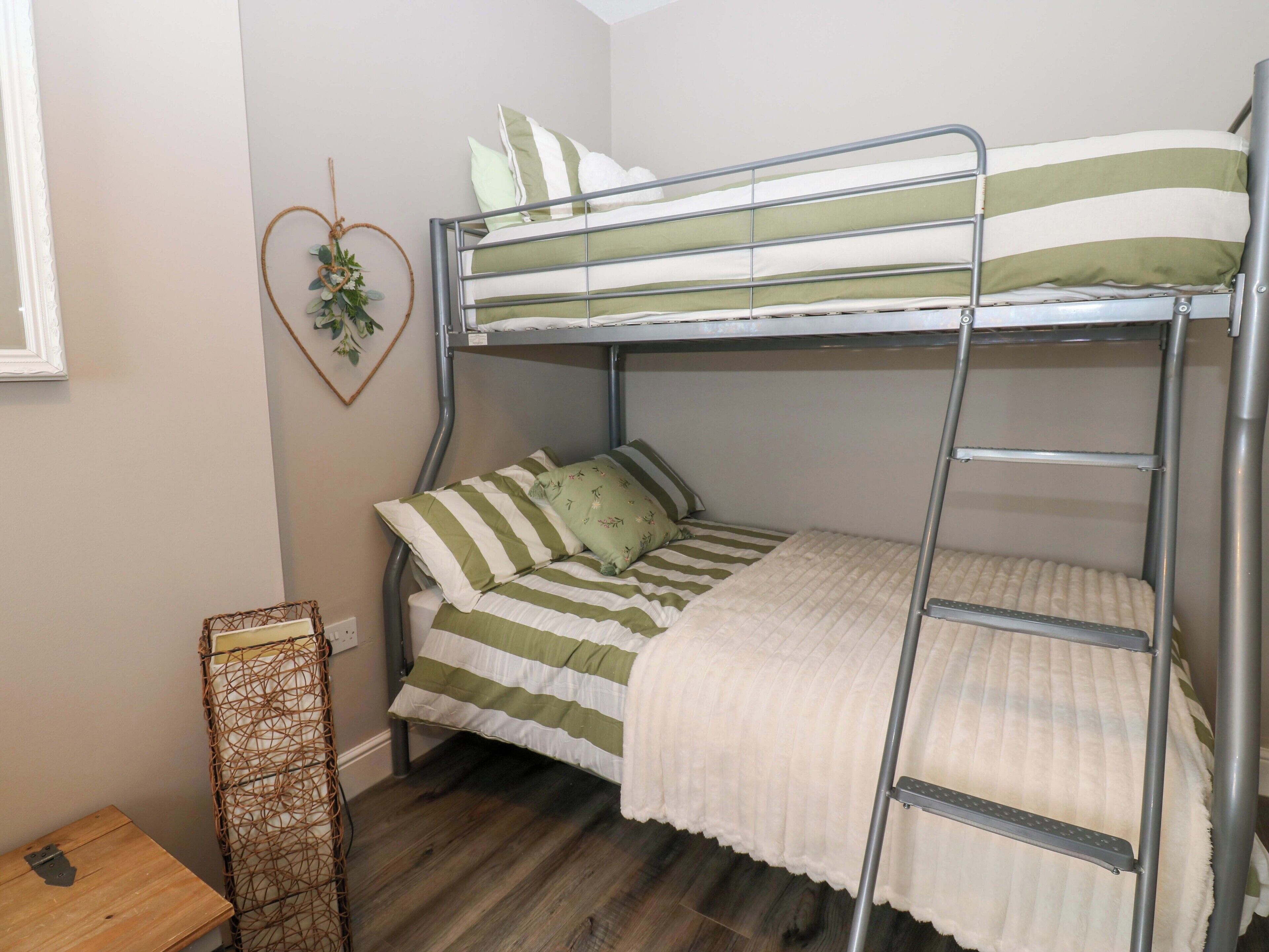 2 bedrooms, free WiFi, individually decorated, individually furnished