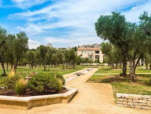 Apartment | Exterior - Apartment in Maussane-les-alpilles (Paradou)