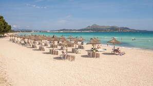 Vlak bij het strand