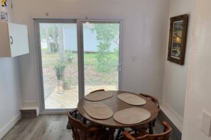 Dining - New Listing! Bring Your Boat! Private Dock + Trailer Parking + Minutes to Crab Island. (Fort Walton Beach)
