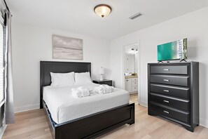 4 chambres, fer et planche à repasser, Wi-Fi gratuit, draps fournis