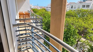 Property grounds - OLD TOWN, Apt. 110m2 on Avenida da Liberdade, AIR CONDITIONING/CAPBLE TV/FREE Wi-Fi (Albufeira)