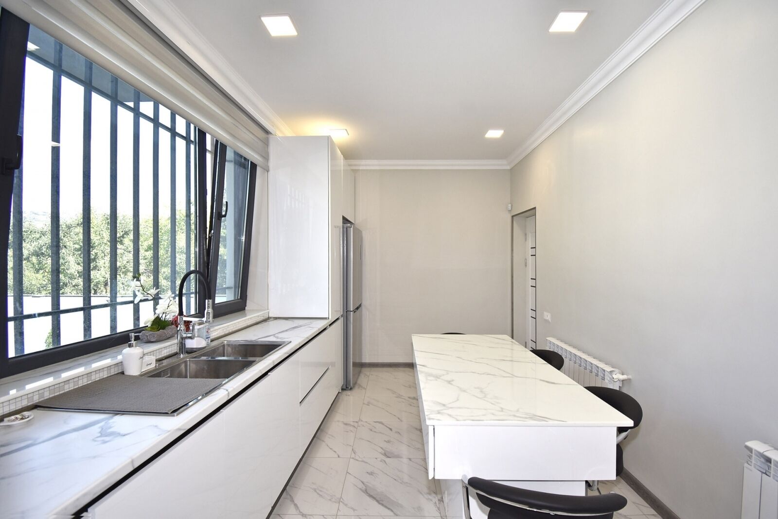 Maison Luxe, 4 chambres | Cuisine privée