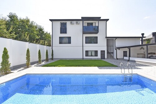 Luxury Spacious house in Jrvej