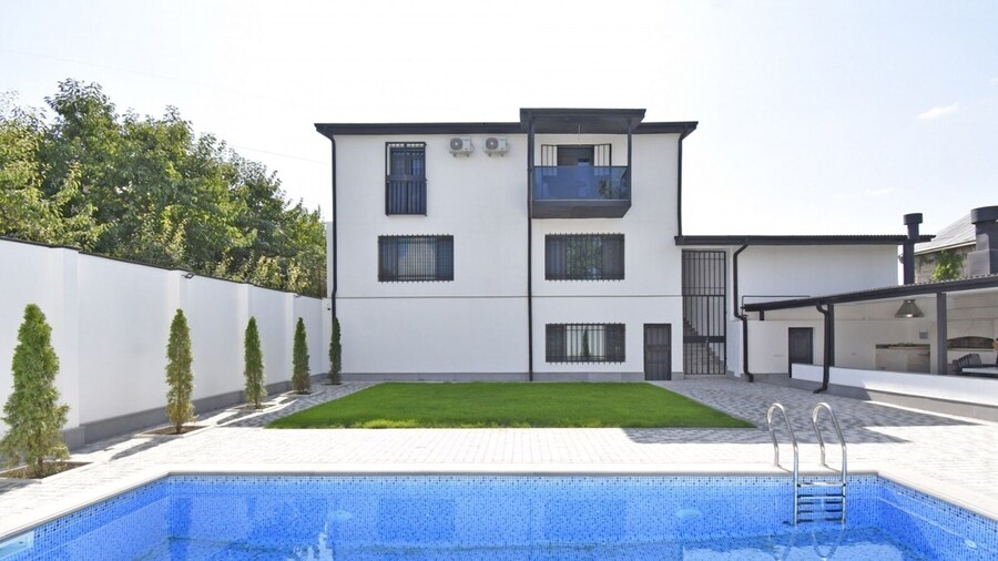 Luxury Spacious house in Jrvej