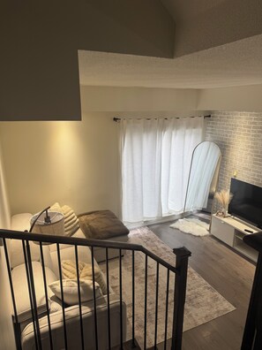 Living area - Female Only | Skylight Room | Shared Bath (Toronto)