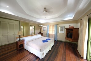 Room - Mandevilla — Luxury 5BR Villa Pool, Gym, Games Room, Near Mt. Irvine Beaches (Tobago)
