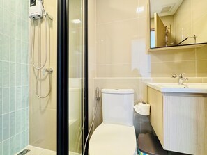 Douche, bidet