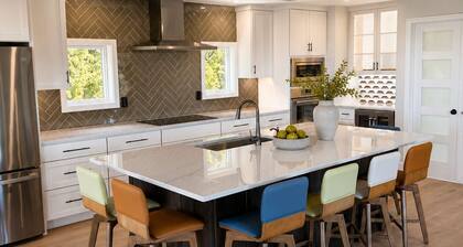 Amazing Narragansett house - 6bdrm - Ready for rental by June 23, 2026!