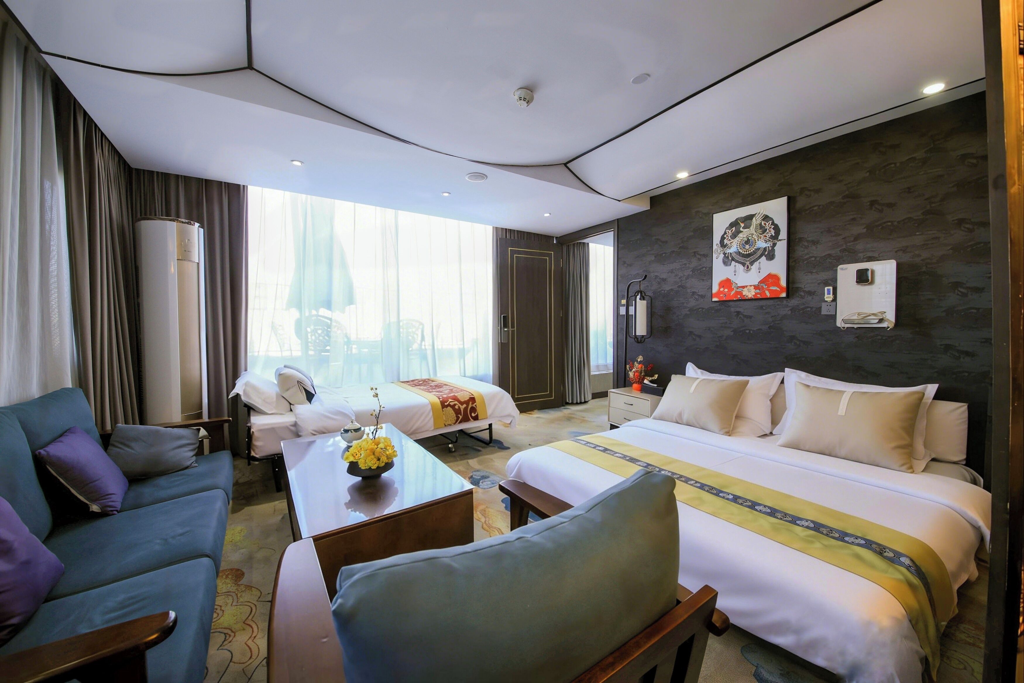 Iron/ironing board, free WiFi, bed sheets