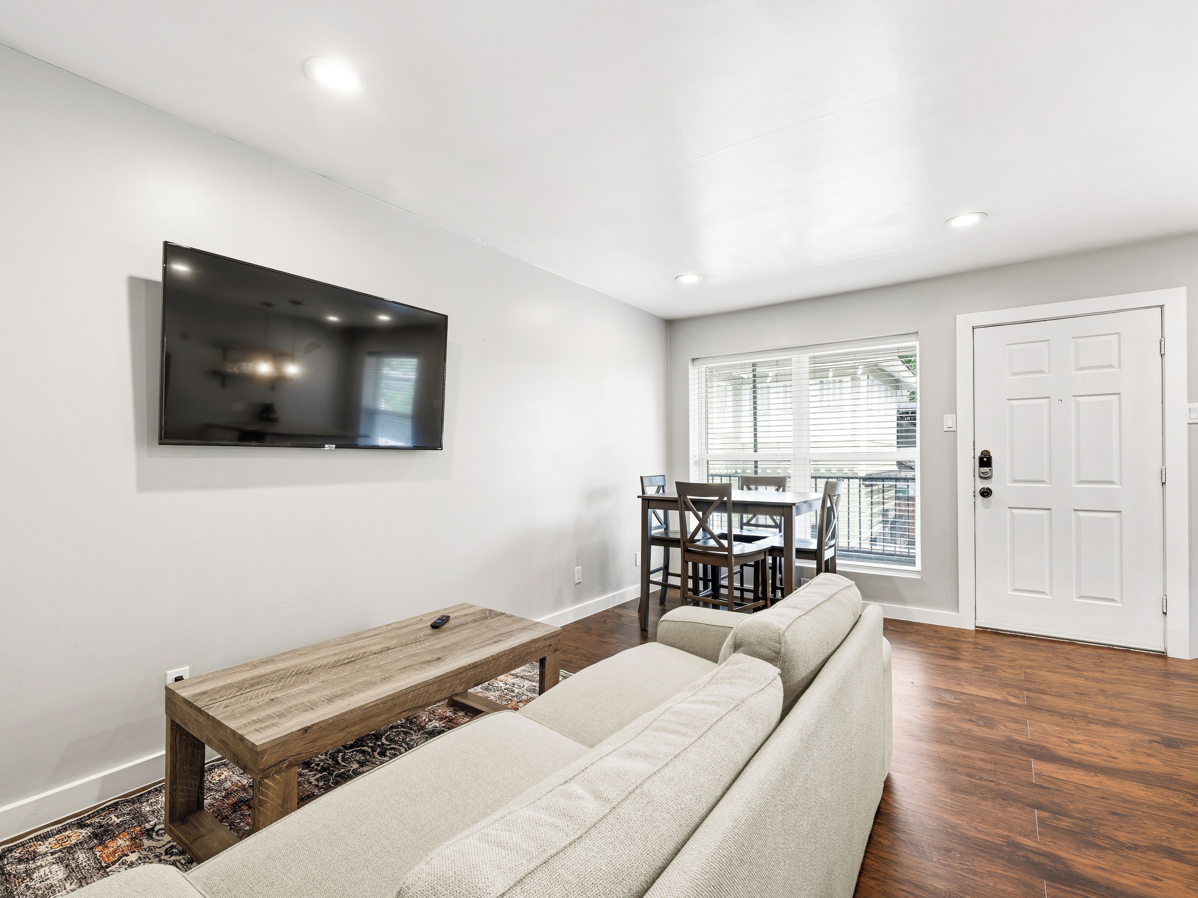 Glendale Court Unit 6 - Dallas, TX
