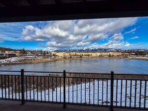 Property grounds - Montana Magnificence Chalet (Whitefish)