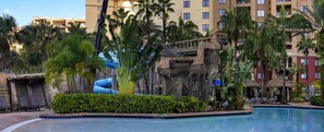 Pool - 2-bedroom deluxe, full kitchen, resort Lake Buena Vista, Disney World - sleeps 6 (Lake Buena Vista)