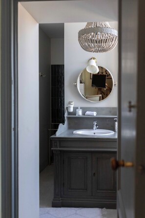 Bathroom - La Maison Mulatô (Libourne)