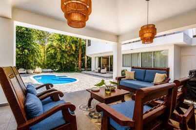 Luxury 3BR Golf-Front Villa | Pool, Gazebo & BBQ
