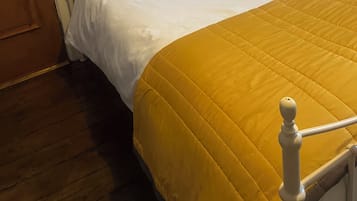 Bügeleisen/Bügelbrett, WLAN, Bettwäsche