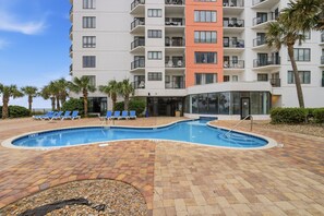 Pool - NEW! Full Kitchen | S Ocean Blvd | Beach Retreat (Myrtle Beach)