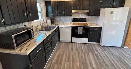 3BR 2B Lake Rathbun home with community lake access and park