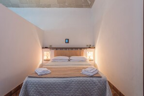 Standard Apartment, Patio, Courtyard View - Agriturismo Tenuta Pizzolungo (Erice)