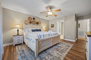 3 bedrooms, iron/ironing board, free WiFi, bed sheets - Peaceful Pinehurst Retreat, 3BR Home Near Resort Golf, Sleeps 8, Private Deck (Pinehurst)