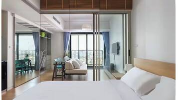 1 bedroom, iron/ironing board, WiFi, bed sheets