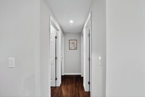 Interior - King-Bed & Large Kitchen Retreat Near Ecusta Trail (Horse Shoe)