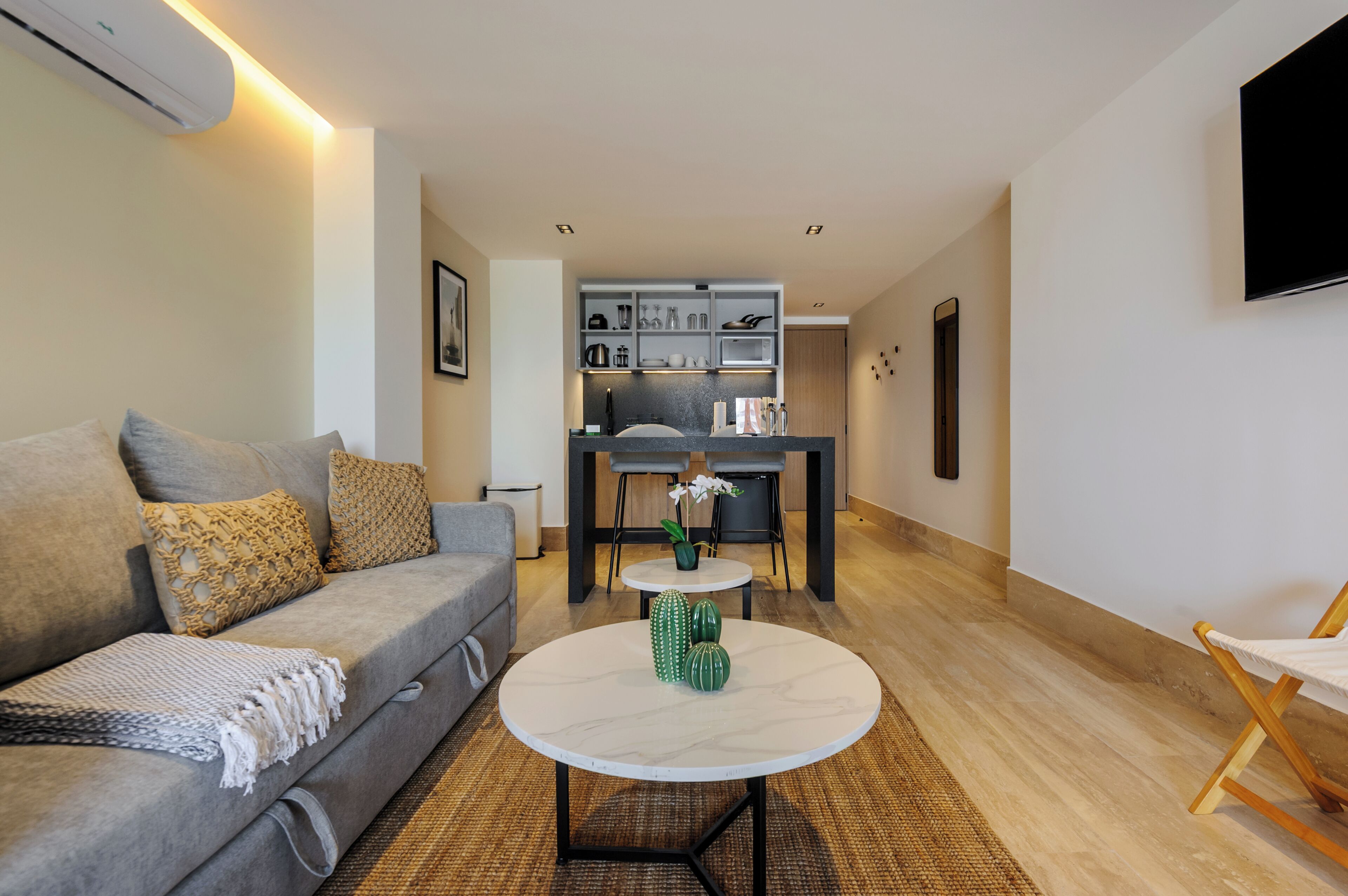 Classic Loft, Balcony | Living area | 43-inch Smart TV with digital channels, heated floors