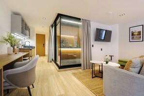 Comfort Loft | Individually decorated, individually furnished, iron/ironing board - Chilpancingo by Wynwood House (Mexico City)
