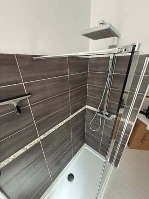 Dusche, Haartrockner