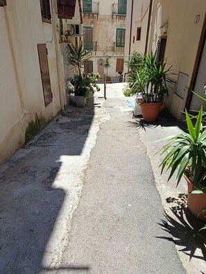 住宿地面
