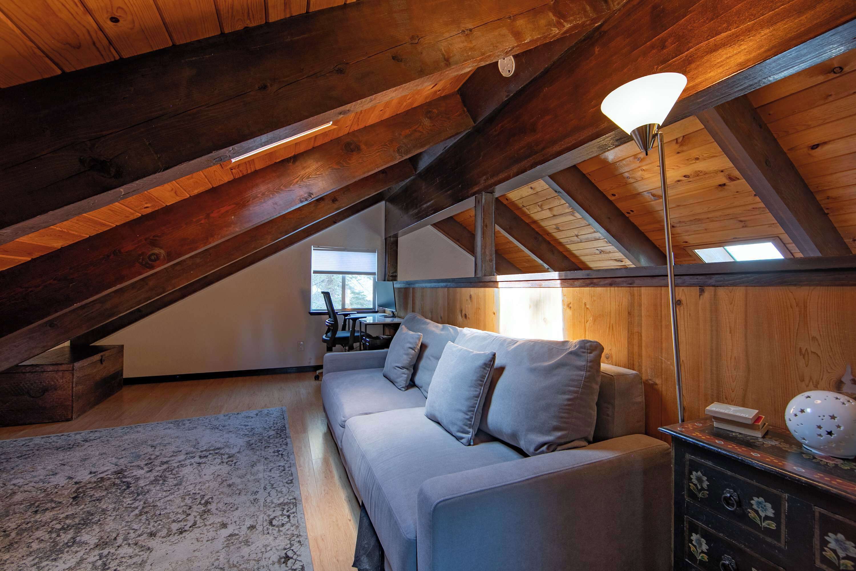 Townhome, Multiple Beds, Balcony, Mountain View (Tramway Haus) | Living area