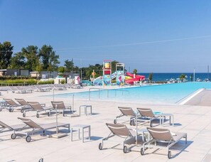 Mobile Home | Pool - Adriatic Family Retreat With Terrace (Brtonigla)