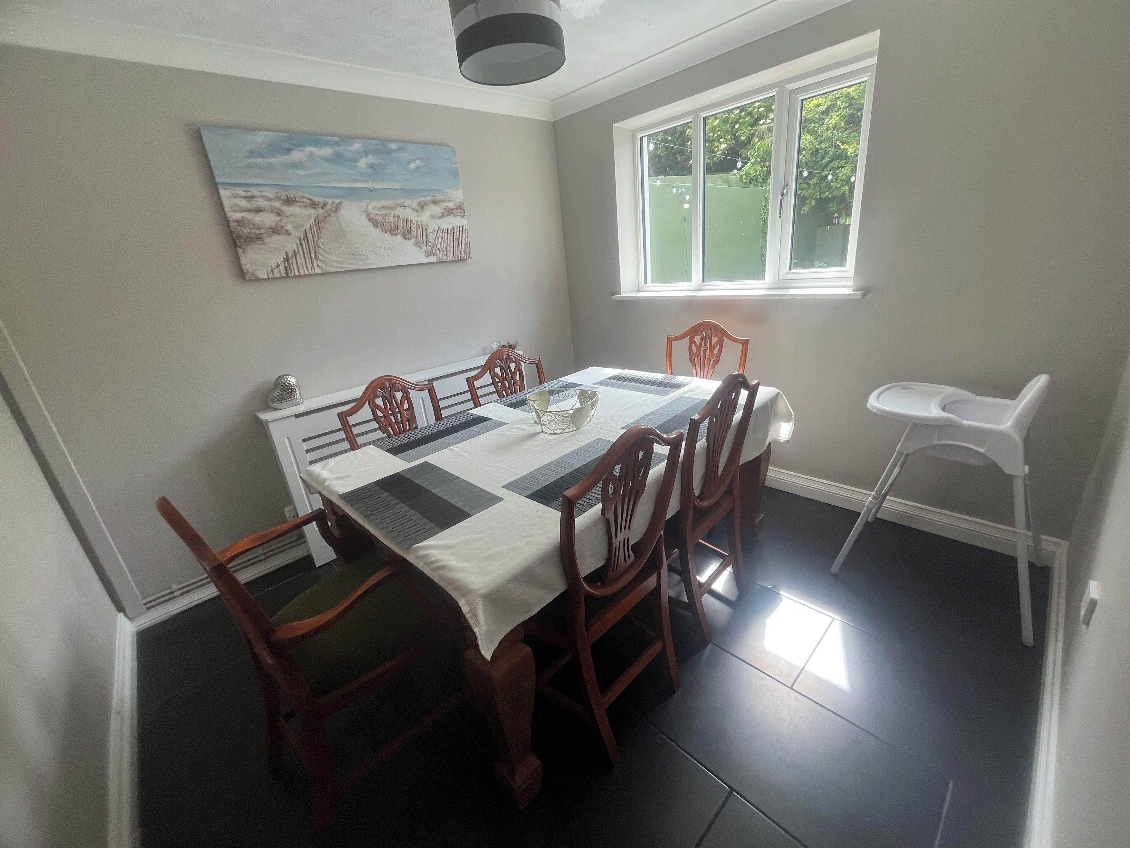 House, 4 Bedrooms, Balcony | Dining room