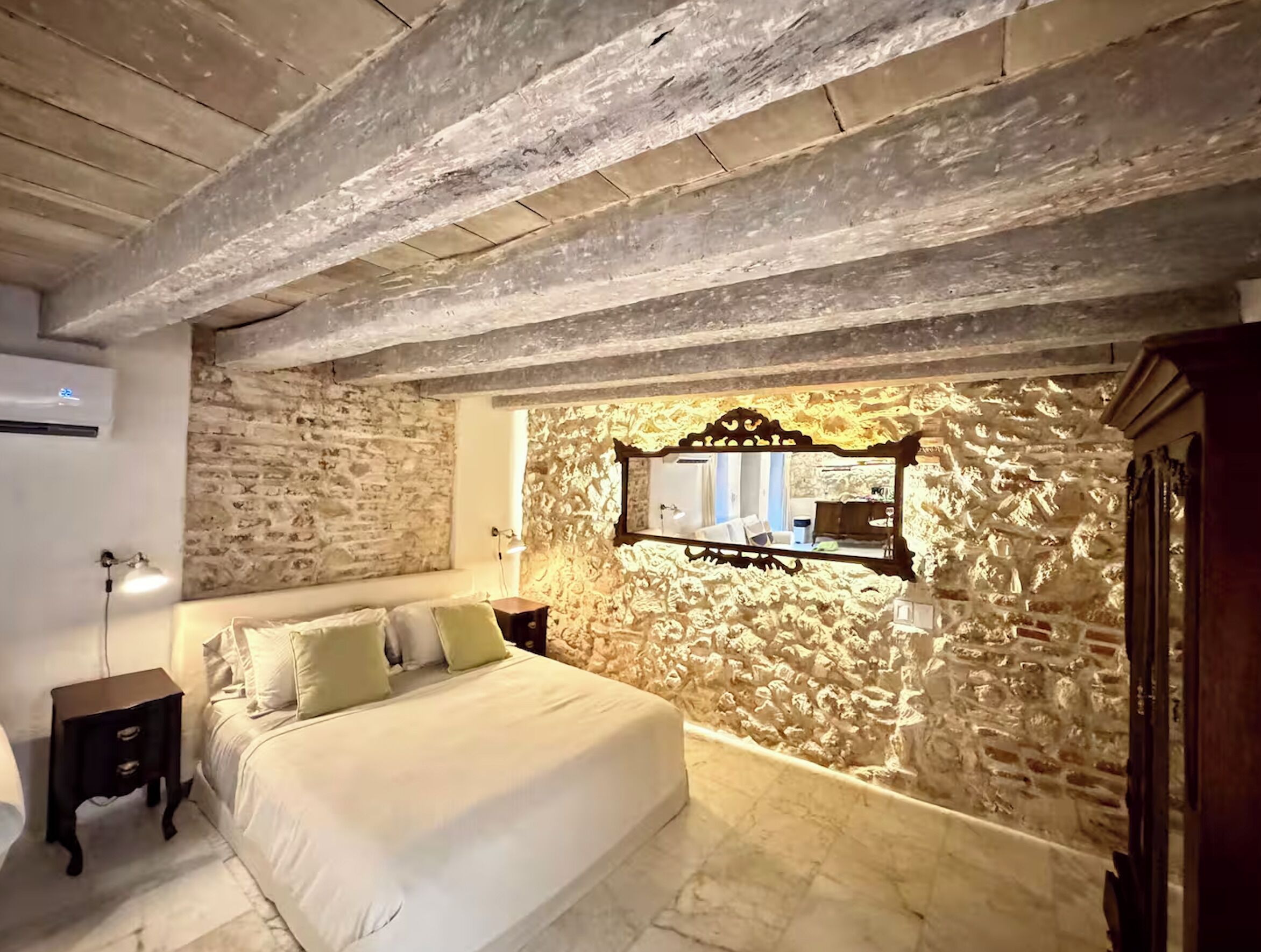 Wifi y ropa de cama 