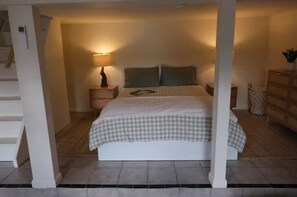 Room - The "Shack" on the River - Ideal location! (New Paltz)